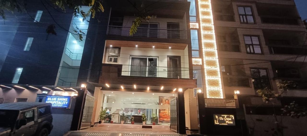 The Grand Plaza Hotel Noida Exterior photo